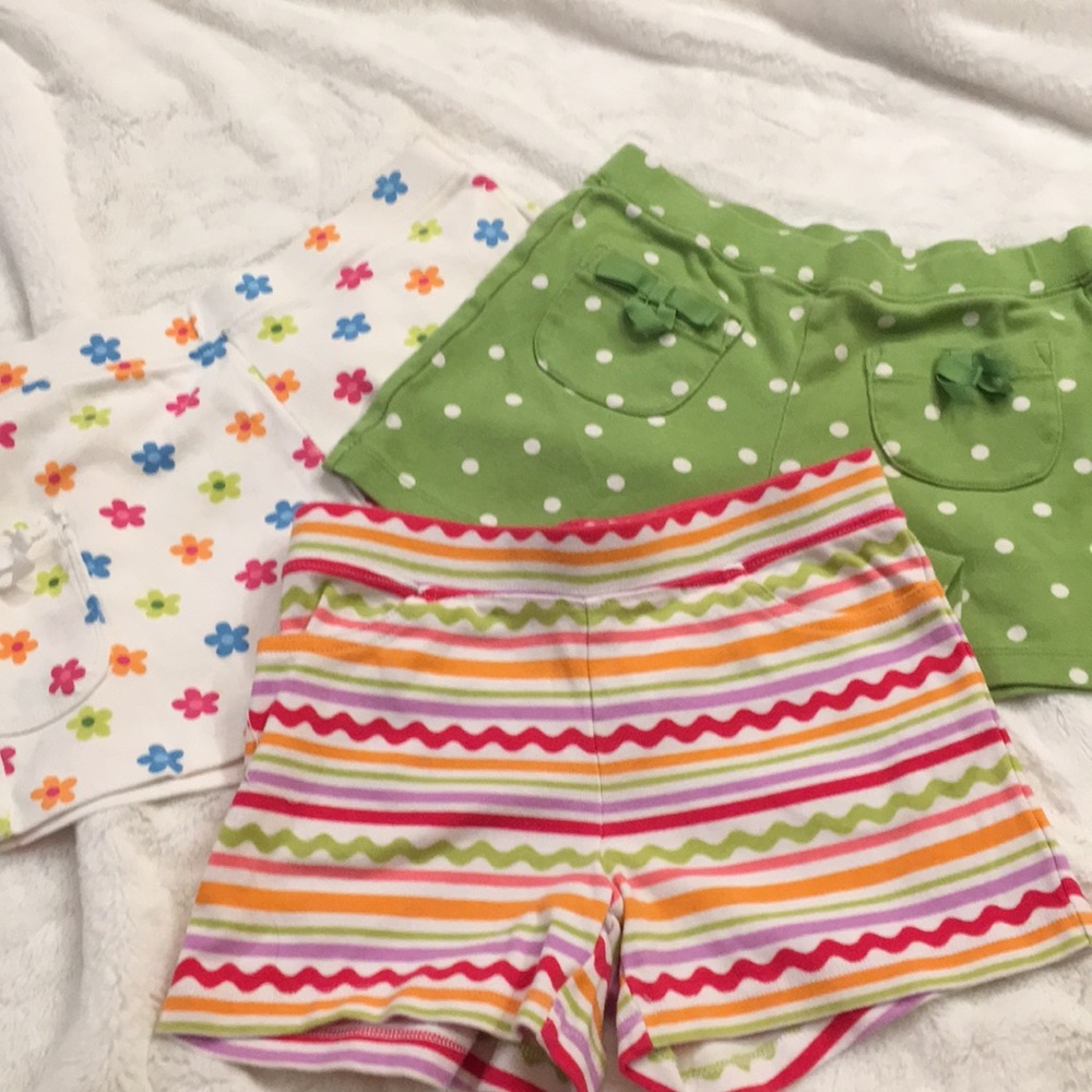Lot of 3 Gymboree comfy shorts. Size 8. Soft.